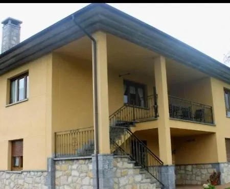 Holiday home La Eria De Villaverde Intriago