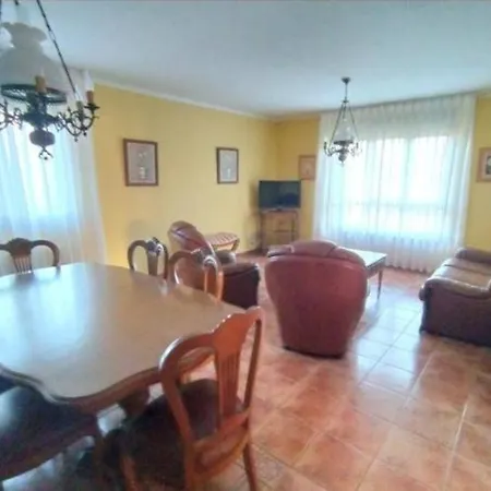 Holiday home La Eria De Villaverde Intriago